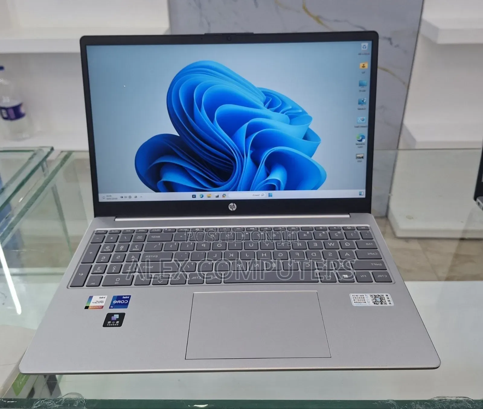 New Laptop HP Stream Notebook 16GB Intel Core i7 SSD 1T