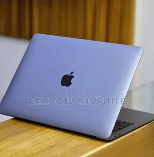 New Laptop Apple MacBook Air 2020 M1 16GB Apple M1 SSD 256GB