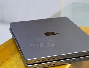New Laptop Apple MacBook Pro 2021 M1 32GB Apple M1 Pro SSD 512GB