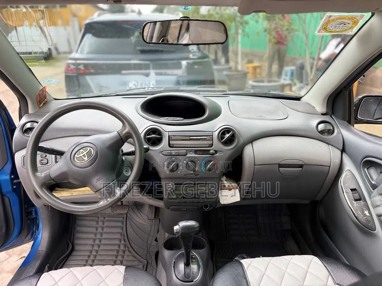 Toyota Vitz 2002 Blue