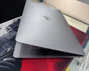 New Laptop Apple MacBook 8GB SSD 256GB