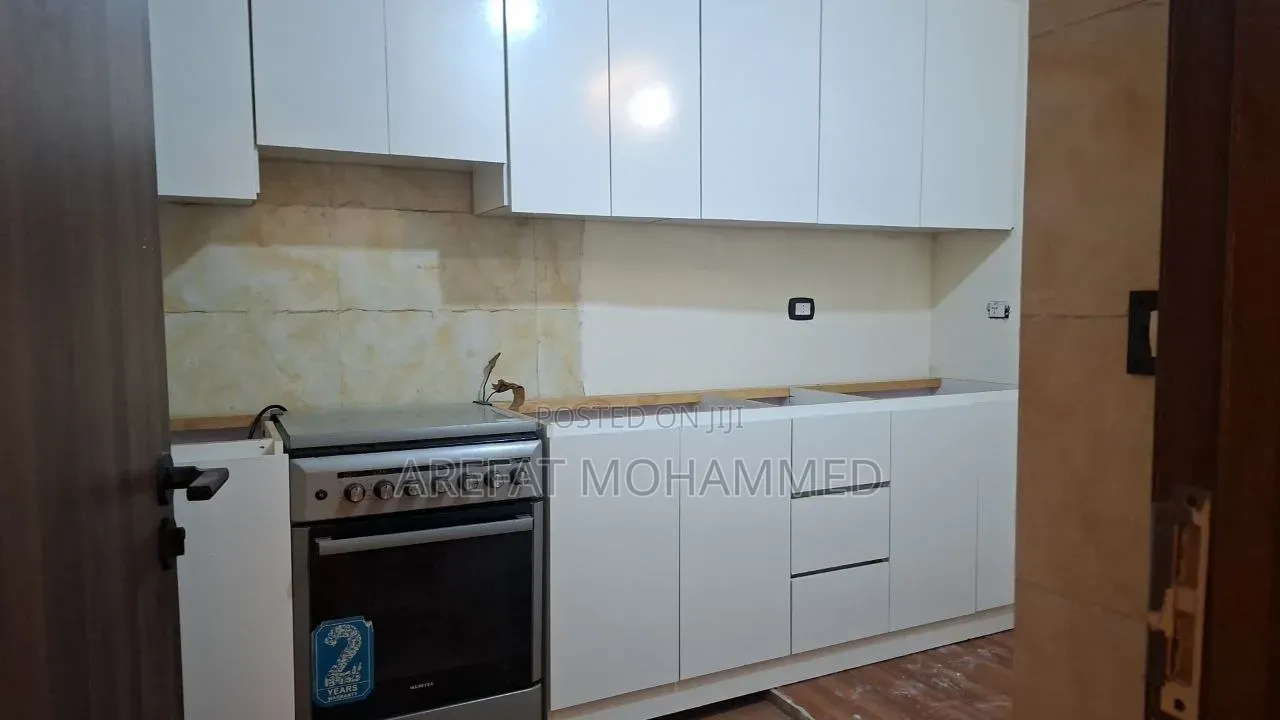 3bdrm Apartment in Noah, Gullele for sale