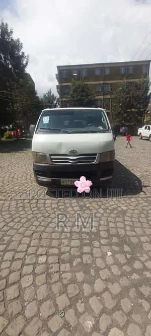 Abadula HiAce 2007