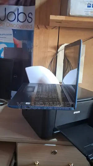 Laptop HP 15 4GB Intel Core i3 HDD 1T