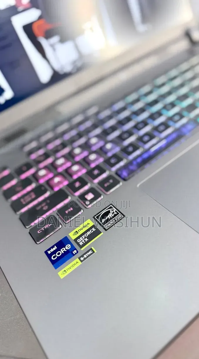 New Laptop Asus ROG Strix G16 G614 16GB Intel Core i9 SSD 1T