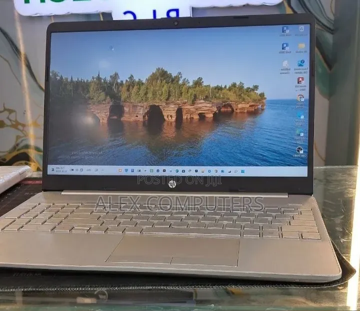 New Laptop HP Stream Notebook 16GB Intel Core i5 SSD 512GB