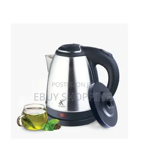 The 360° Rotating Base Lets You Place and Lift the Kettle