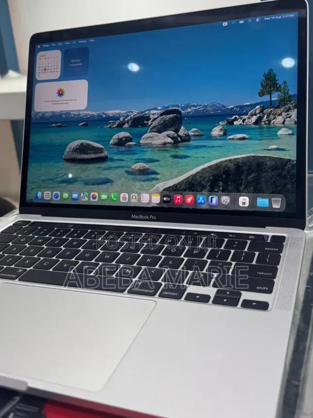 New Laptop Apple MacBook Pro 2020 16GB Apple M1 SSD 1T