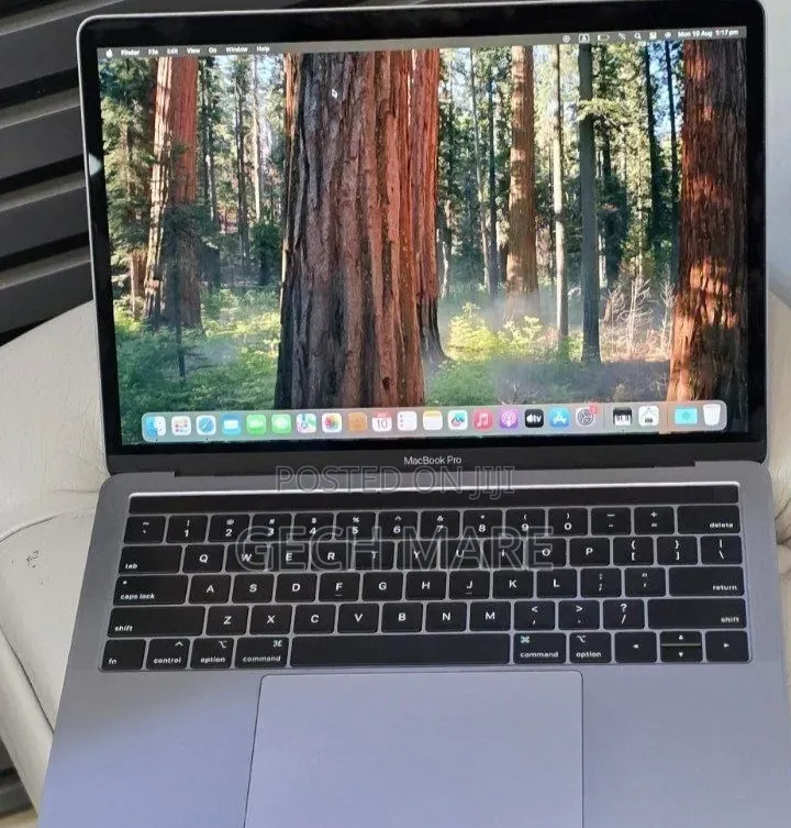 New Laptop Apple MacBook Pro 2019 16GB Intel Core i5 SSD 512GB