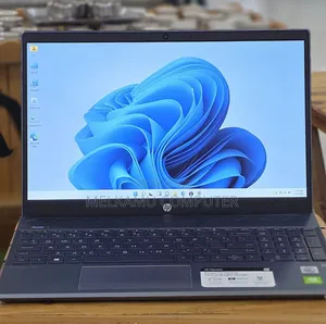 New Laptop HP Pavilion 15 8GB Intel Core i7 HDD 1T