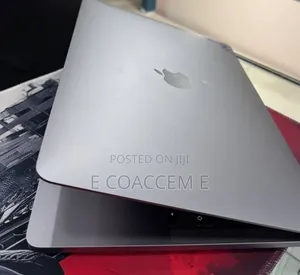 New Laptop Apple MacBook 8GB SSD 256GB