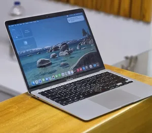 New Laptop Apple MacBook Air 2020 M1 8GB Apple M1 Pro SSD 256GB