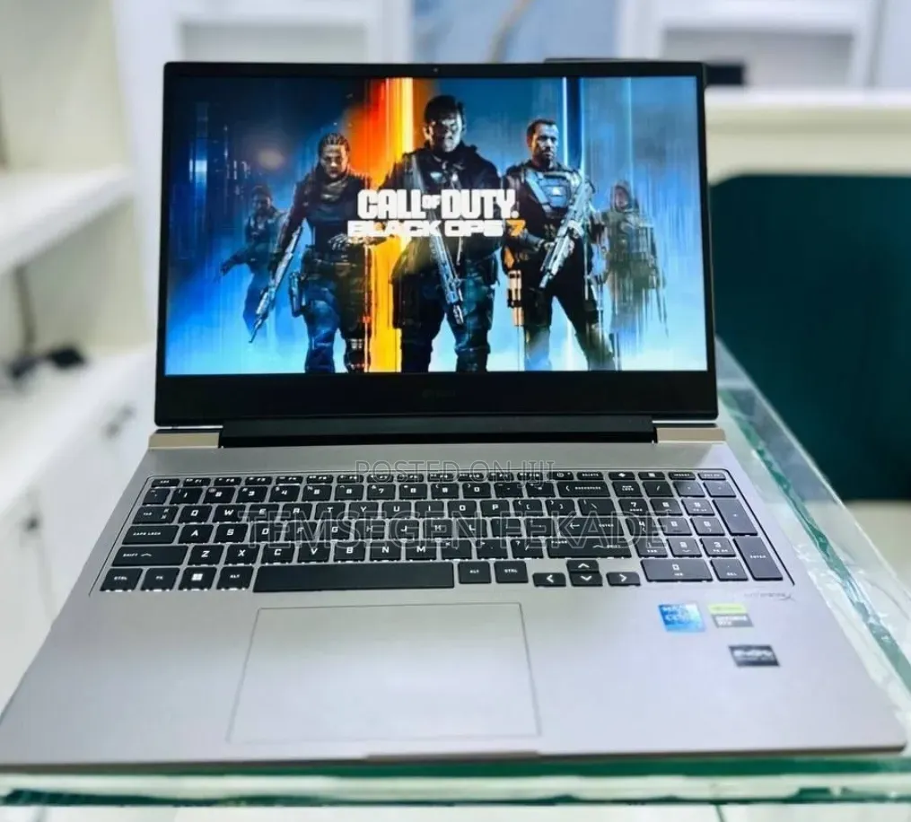 New Laptop HP Omen 16 16GB Intel Core i7 SSD 512GB