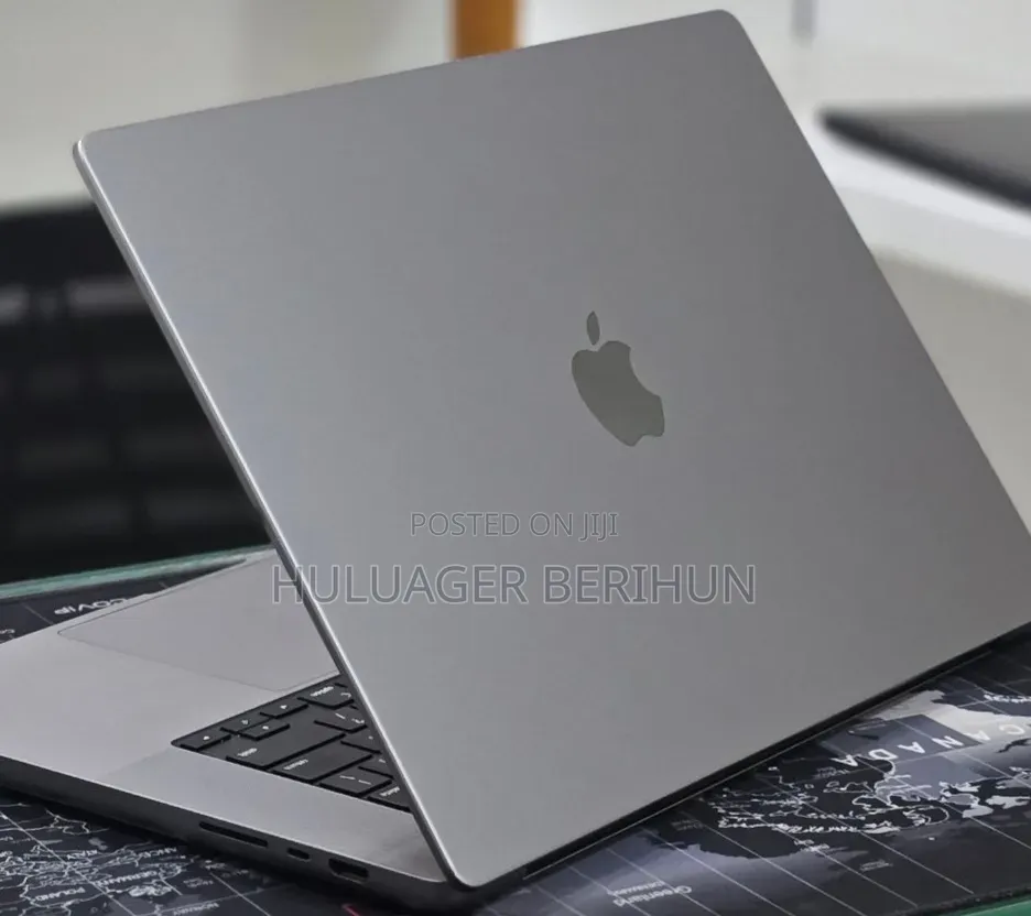 New Laptop Apple MacBook Pro 2023 M2 16GB Apple M2 SSD 512GB