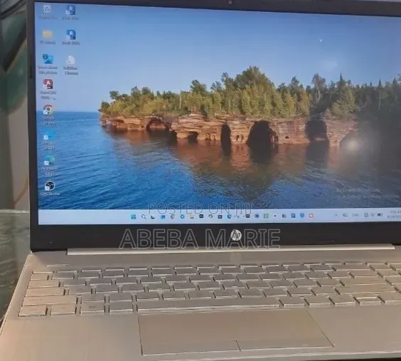 New Laptop HP Stream Notebook 16GB Intel Core i5 SSD 512GB