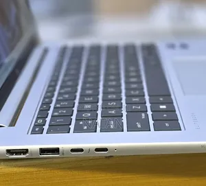 New Laptop HP EliteBook 840 G10 16GB Intel Core i7 SSD 512GB