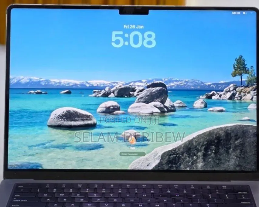 New Laptop Apple MacBook Pro 32GB Apple M1 Pro SSD 512GB