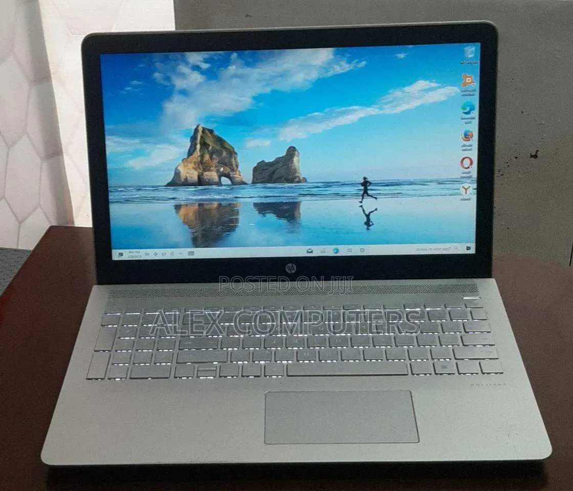 New Laptop HP Pavilion 15 8GB Intel Core i5 HDD 1T