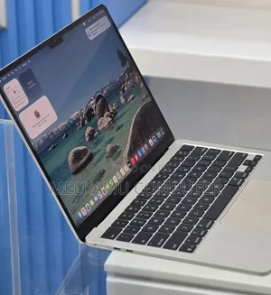 New Laptop Apple MacBook Air 2025 M4 16GB Apple M4 SSD 256GB