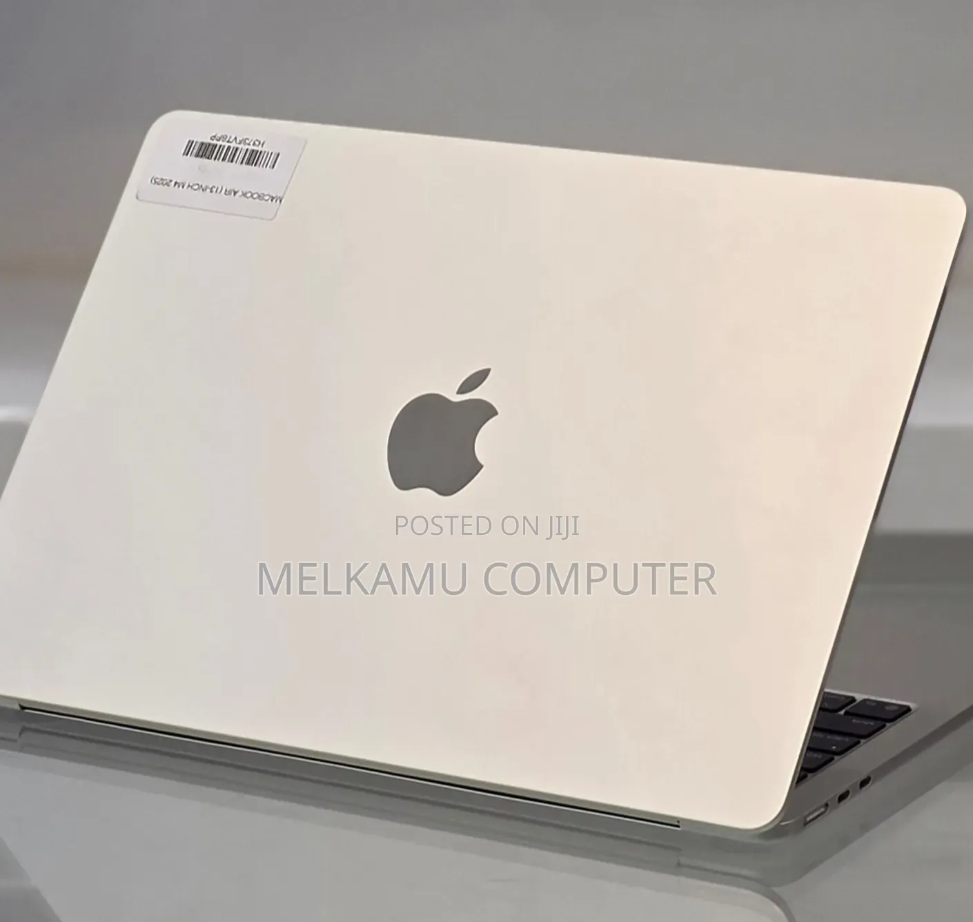 New Laptop Apple MacBook Air 2025 M4 16GB Apple M4 SSD 256GB