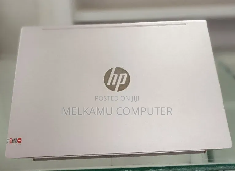 New Laptop HP Pavilion 14 8GB Intel Core i5 SSD 512GB