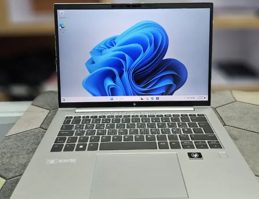 New Laptop HP EliteBook x360 1040 G9 16GB Intel Core i7 SSD 512GB