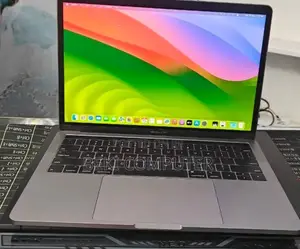 New Laptop Apple MacBook Pro 2022 M2 8GB Apple M2 SSD 512GB