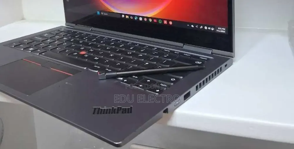 New Laptop Lenovo ThinkPad X1 Yoga 16GB Intel Core i7 SSD 512GB