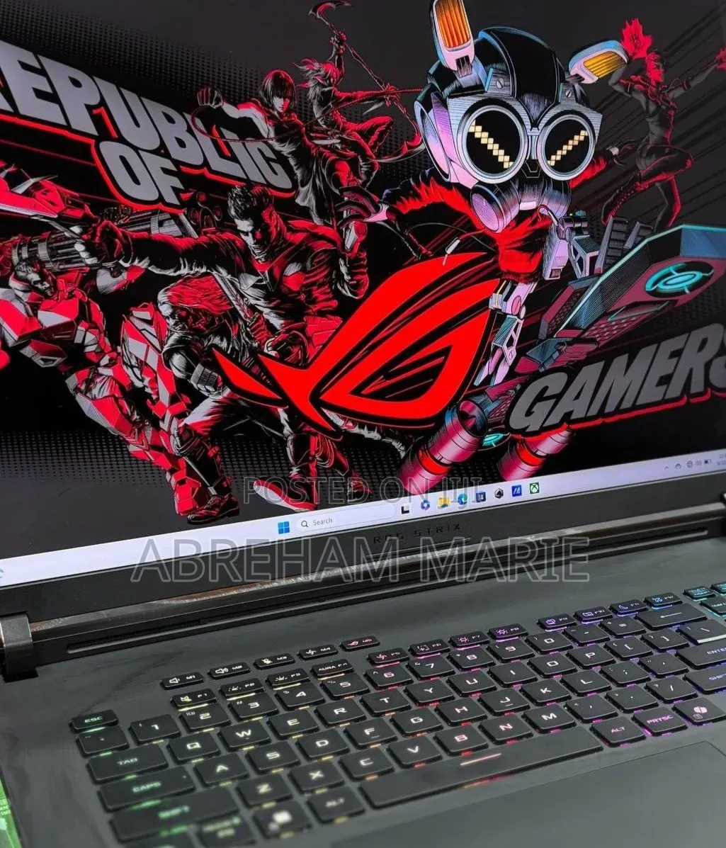New Laptop Asus ROG Strix G18 32GB Intel Core Ultra 9 SSD 2T
