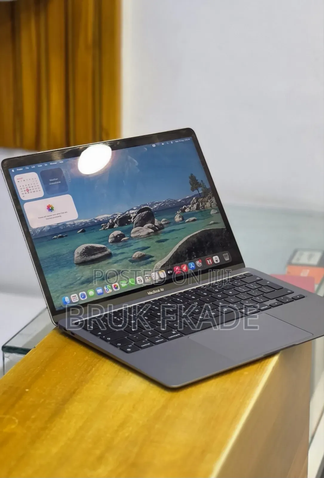 New Laptop Apple MacBook Air 2020 M1 16GB Apple M1 SSD 256GB