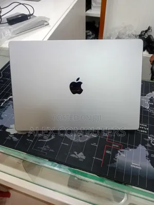 New Laptop Apple MacBook Pro 2021 M1 32GB Apple M1 Pro SSD 512GB