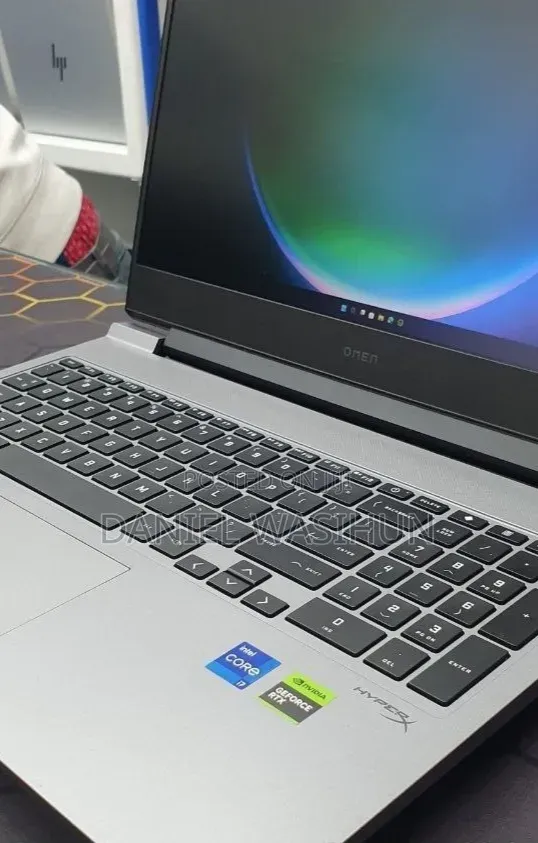 New Laptop HP Omen 16 16GB Intel Core i7 SSD 512GB