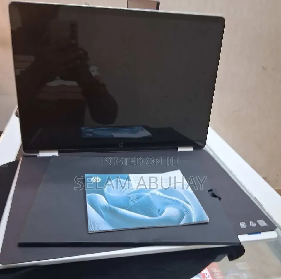 New Laptop HP OmniBook 5 14" 16GB Intel Core i7 SSD 512GB