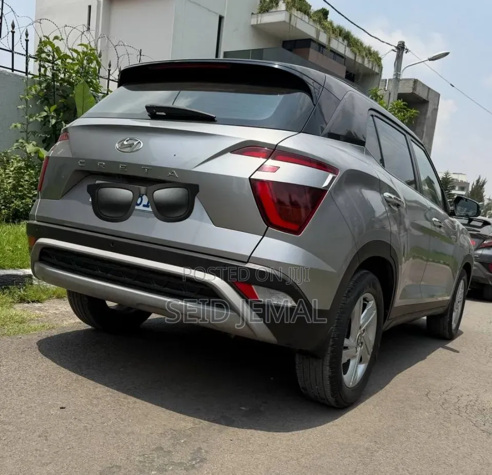 Hyundai Creta 2023 Silver