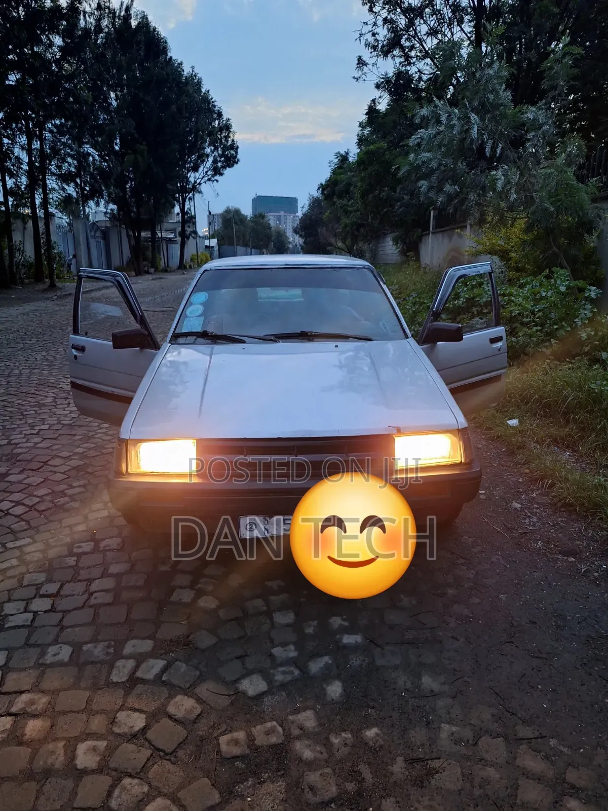 Toyota Corolla 1985 Silver