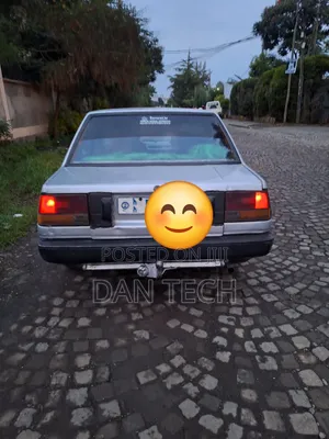 Toyota Corolla 1985 Silver