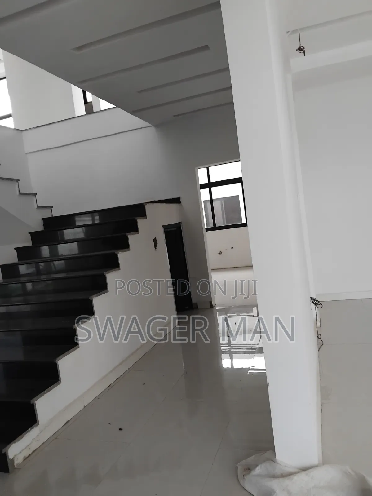 Furnished 5bdrm Townhouse/Terrace