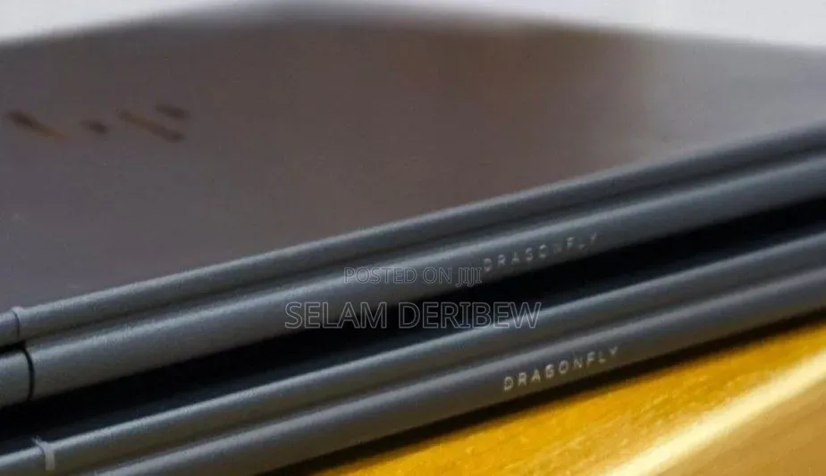 New Laptop HP Dragonfly G3 16GB Intel Core i7 SSD 512GB