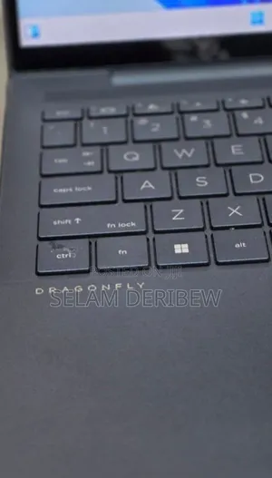 New Laptop HP Dragonfly G3 16GB Intel Core i7 SSD 512GB