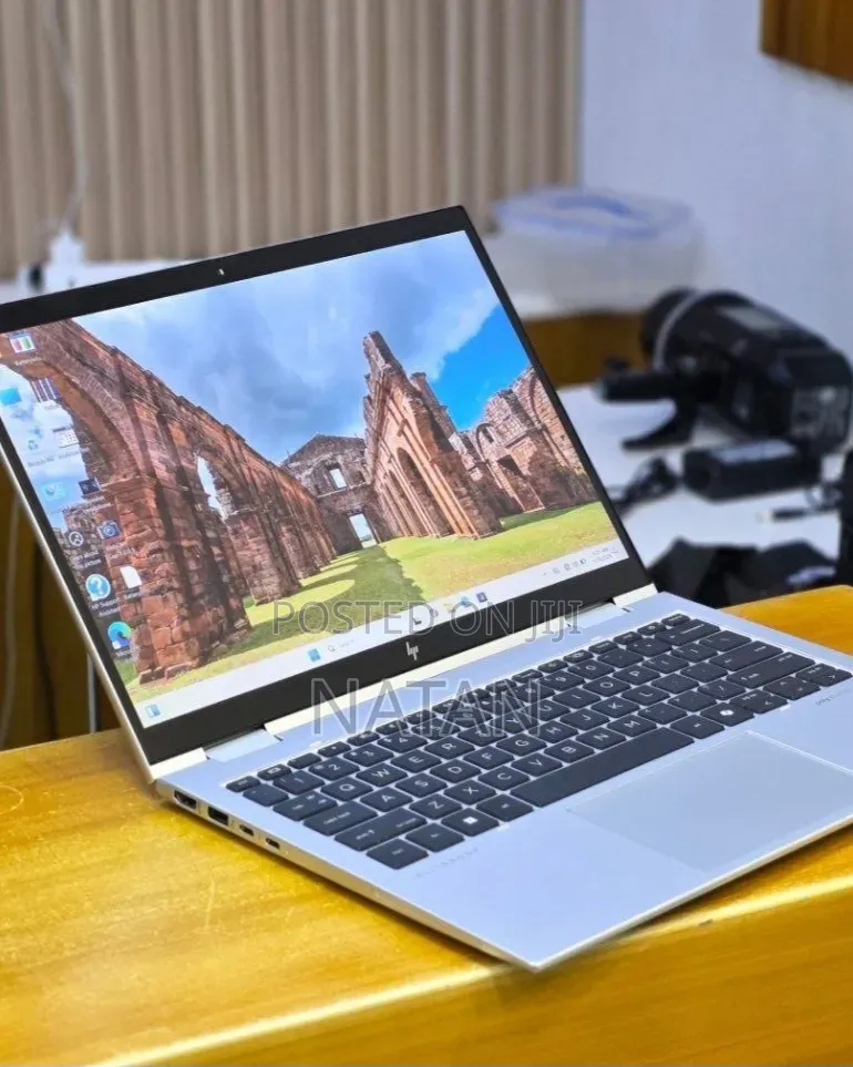 New Laptop HP EliteBook x360 1030 G8 16GB Intel Core Ultra 7 SSD 512GB