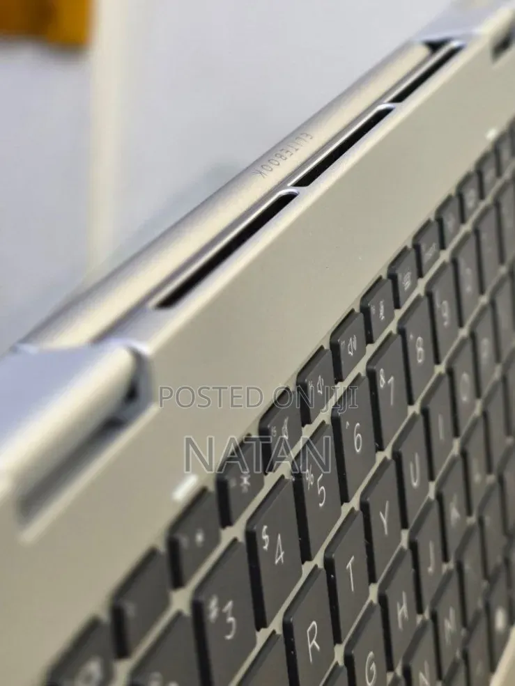 New Laptop HP EliteBook x360 1030 G8 16GB Intel Core Ultra 7 SSD 512GB