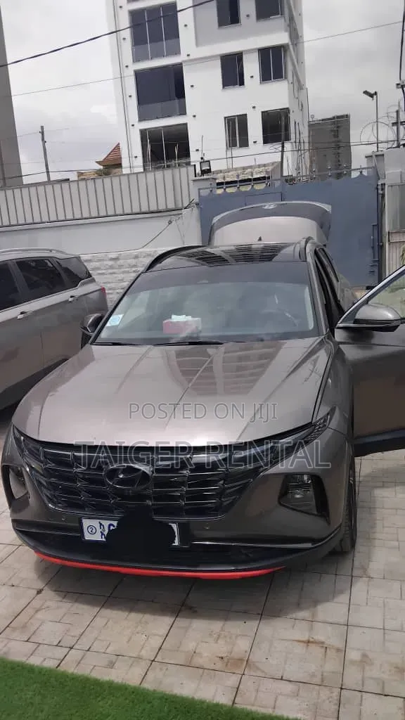 Hybrid Tucson 5000