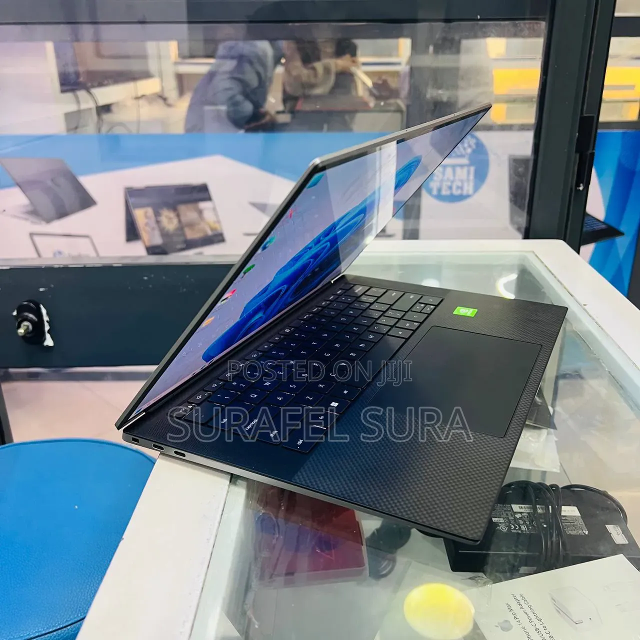 New Laptop Dell Precision 5570 16GB Intel Core i9 SSD 512GB