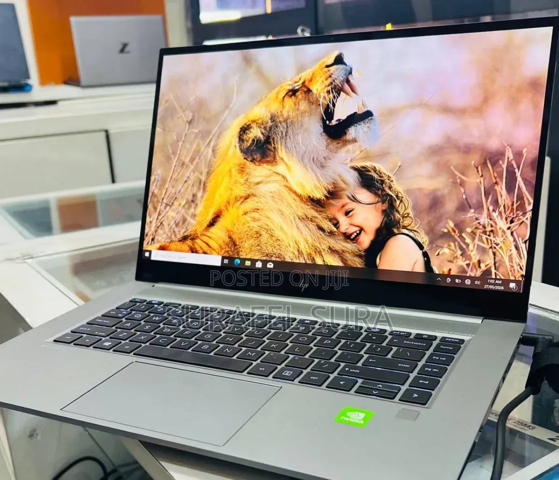 New Laptop HP ZBook 15 32GB Intel Core i9 SSD 512GB