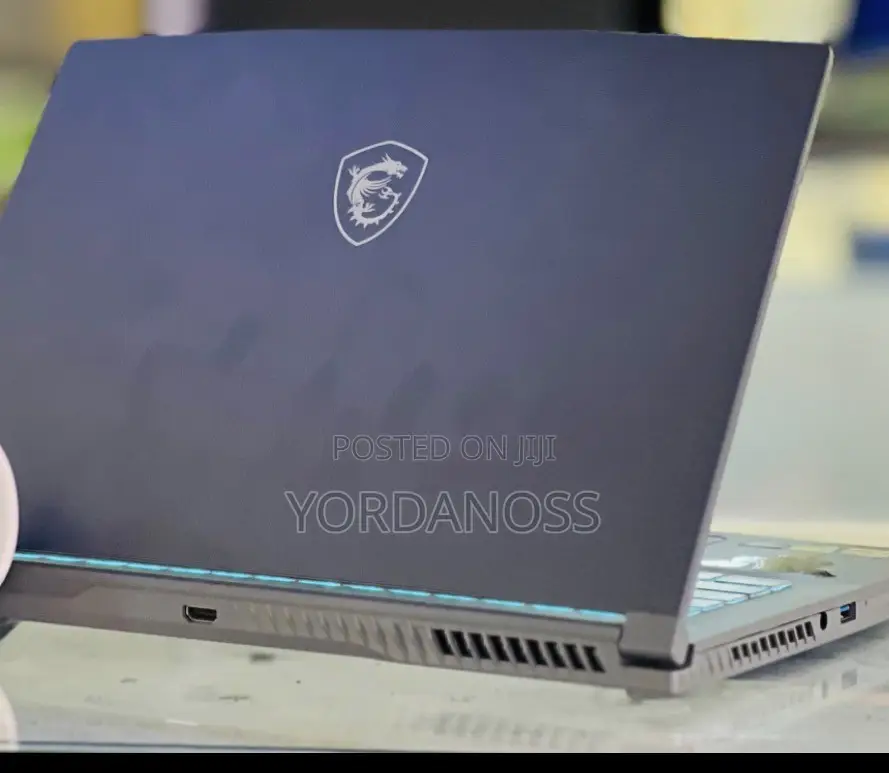 New Laptop MSI Katana 15 16GB AMD Ryzen 5 SSD 512GB