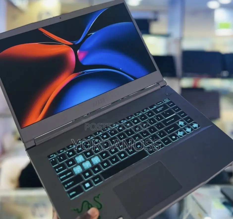 New Laptop MSI Katana 15 16GB AMD Ryzen 5 SSD 512GB