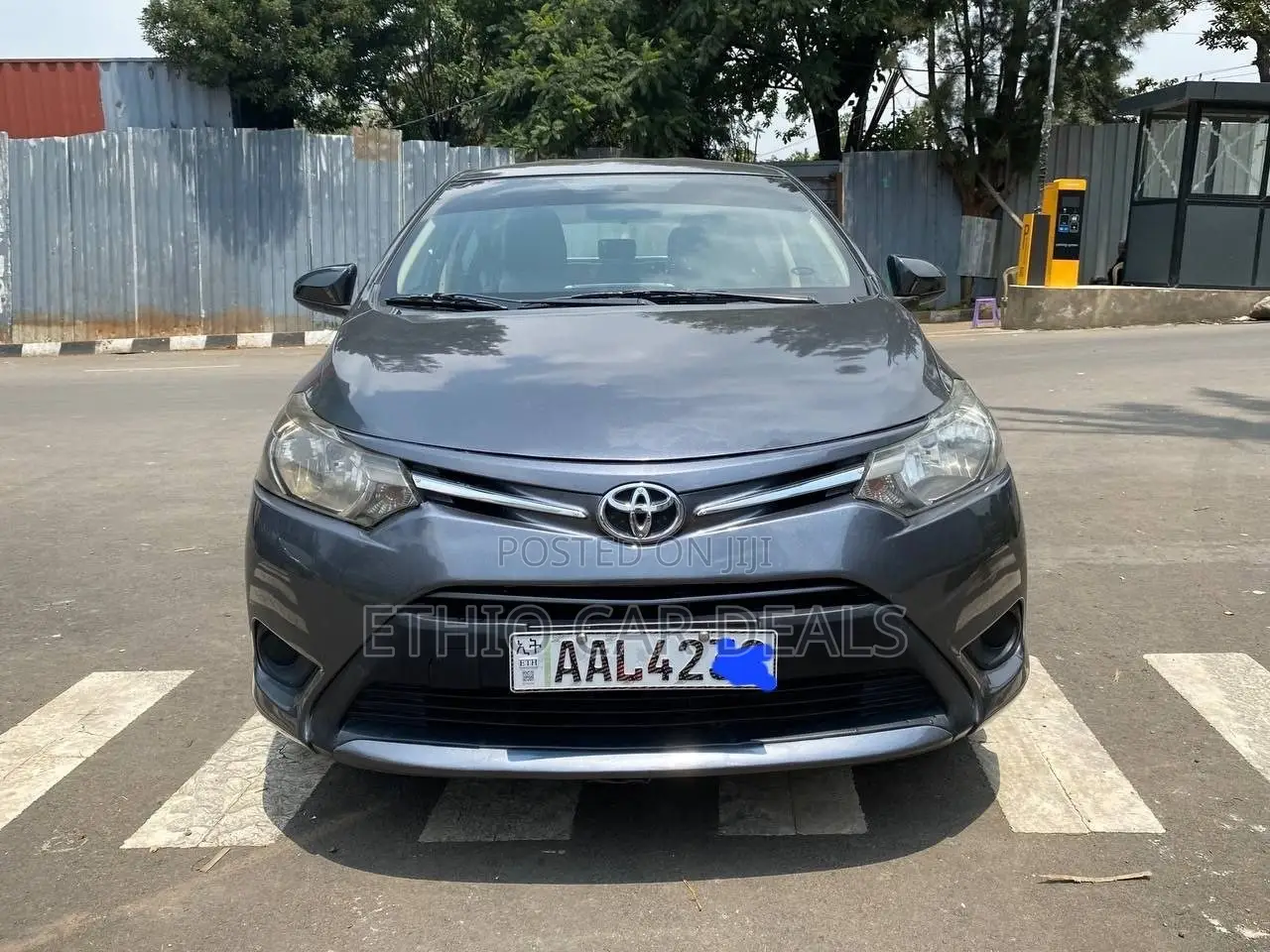 Toyota Yaris 2015 Black