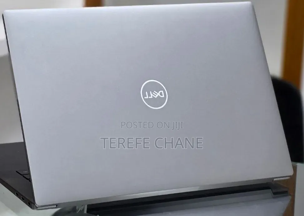 New Laptop Dell Precision 5550 16GB Intel Core i7 SSD 512GB