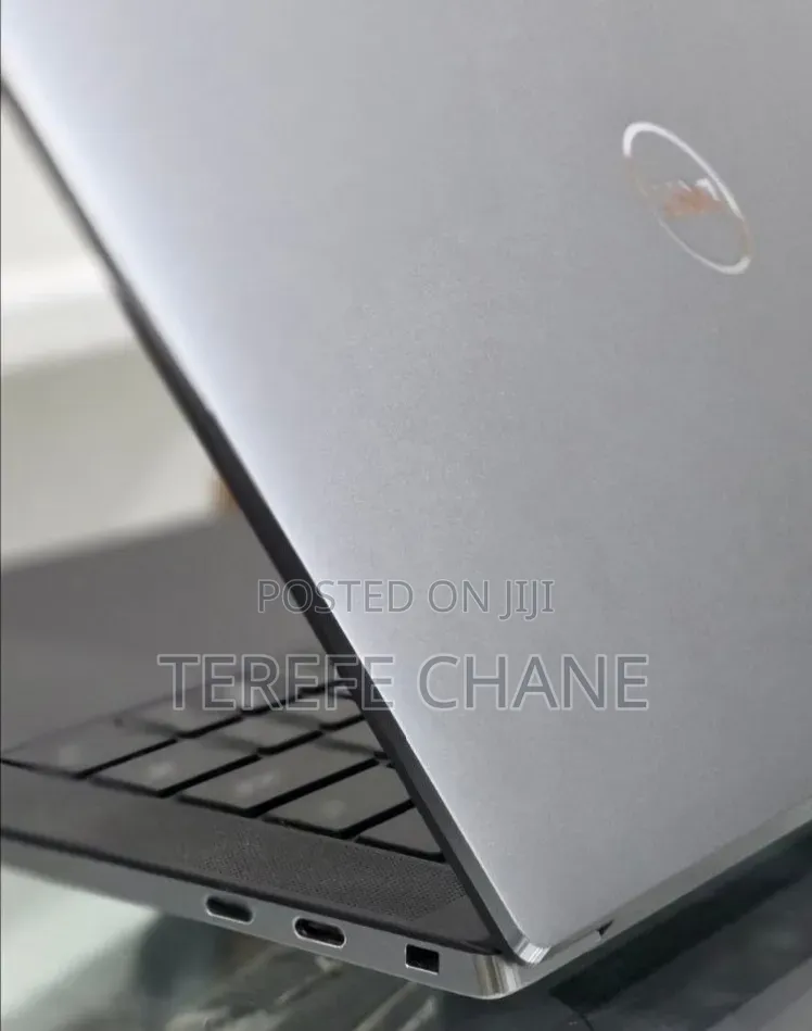 New Laptop Dell Precision 5550 16GB Intel Core i7 SSD 512GB