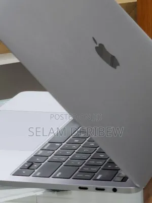 New Laptop Apple MacBook Pro 2019 16GB Intel Core i7 SSD 512GB
